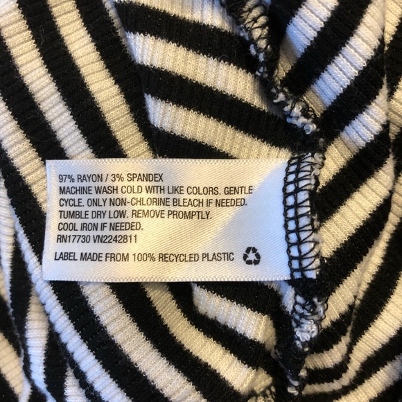 Striped swing tank - Picture 6 of 6